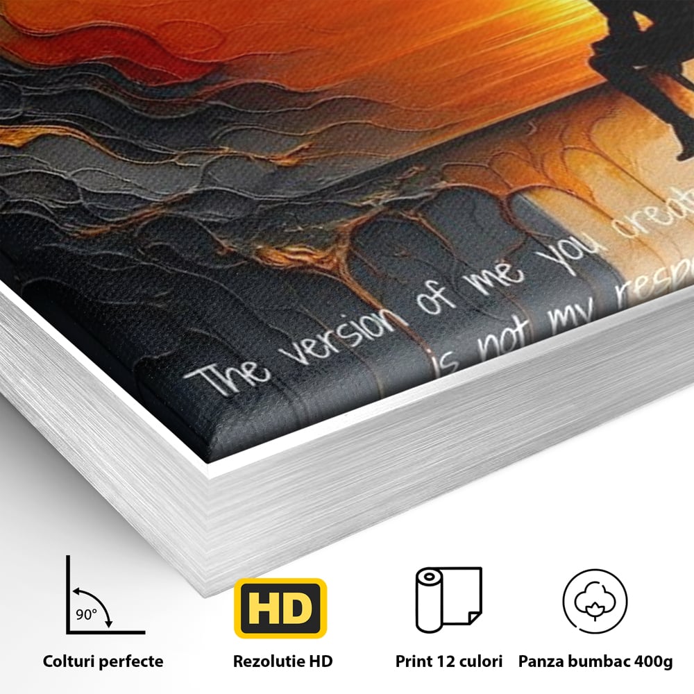 Detaliu al suprafetei: tablou canvas cu silueta pe fundal de apus, in rama de aluminiu argintiu